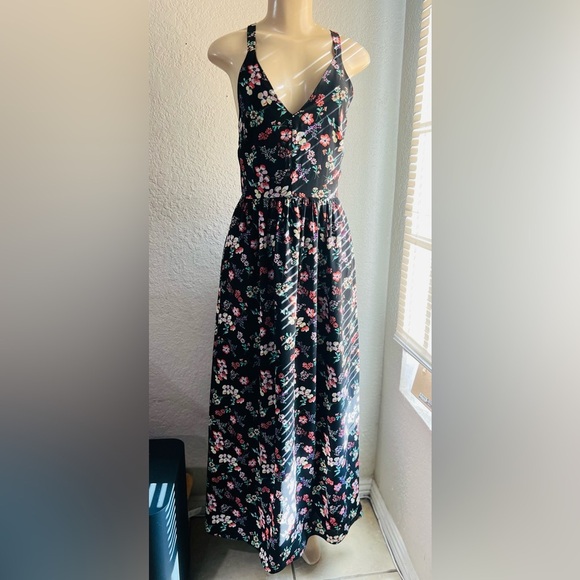 Gap Black W/Pink Floral Criss Cross Strappy Back Maxi Sundress Size 0 - Picture 6 of 11
